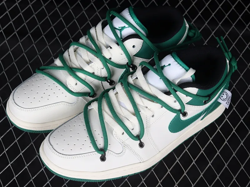 All categories Air Jordan Jordan series basketball shoes Air Jordan 1 Low Air Jordan 1 Low AJ1 Joe 1 customized version Vibe flavor deconstruction sports culture basketball shoes DC0774-850